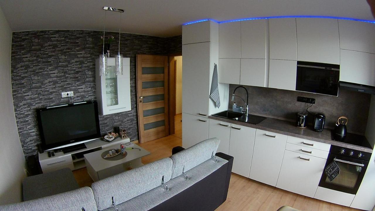 Apartman Barborka Lägenhet Znojmo Exteriör bild